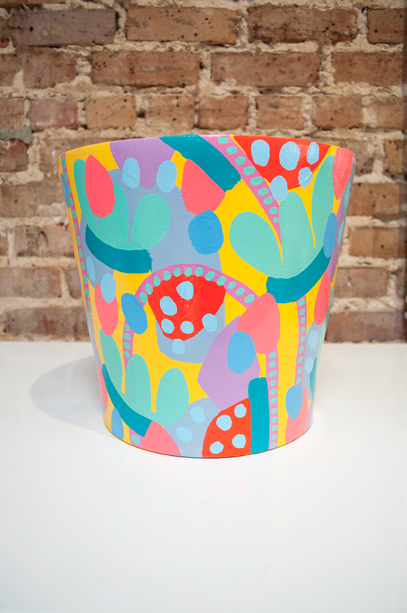 6 PLAYGROUND - EXTRA LARGE ABSTRACT PLANTER