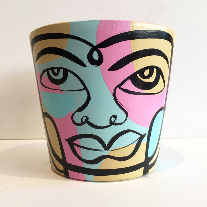 Small Peace Planter (sm92)