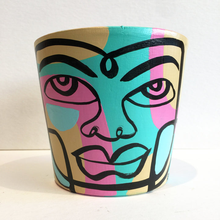 Small Peace Planter (sm93)