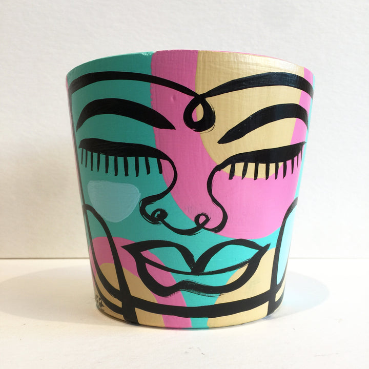Small Peace Planter (sm93)