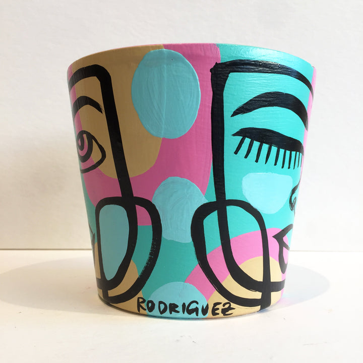 Small Peace Planter (sm93)