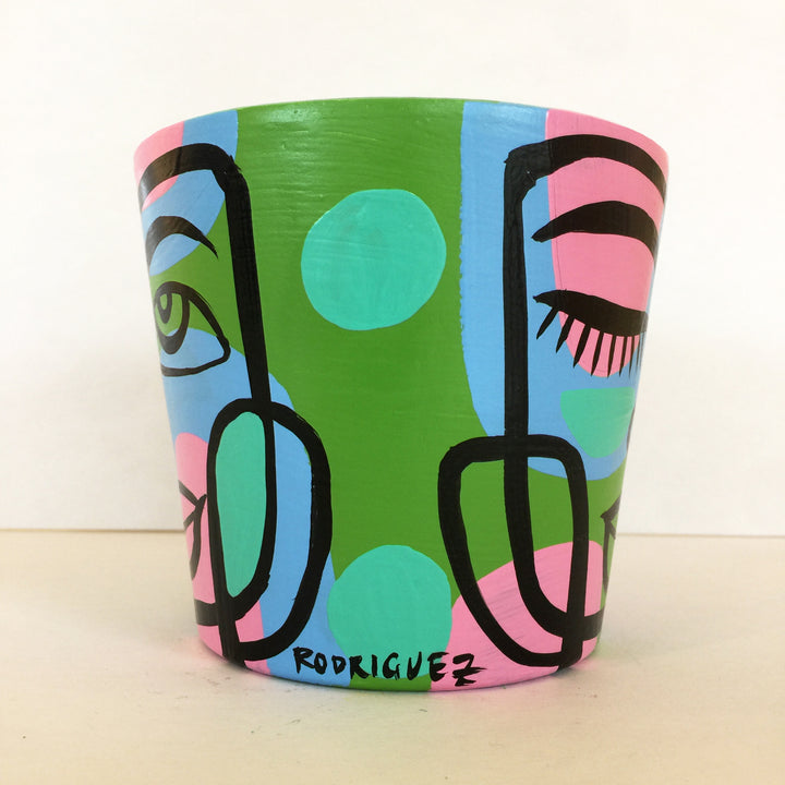 Small Peace Planter (sm105)