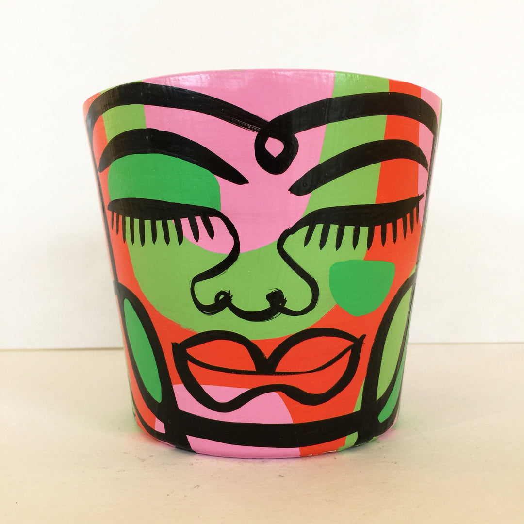 Small Peace Planter (sm107)