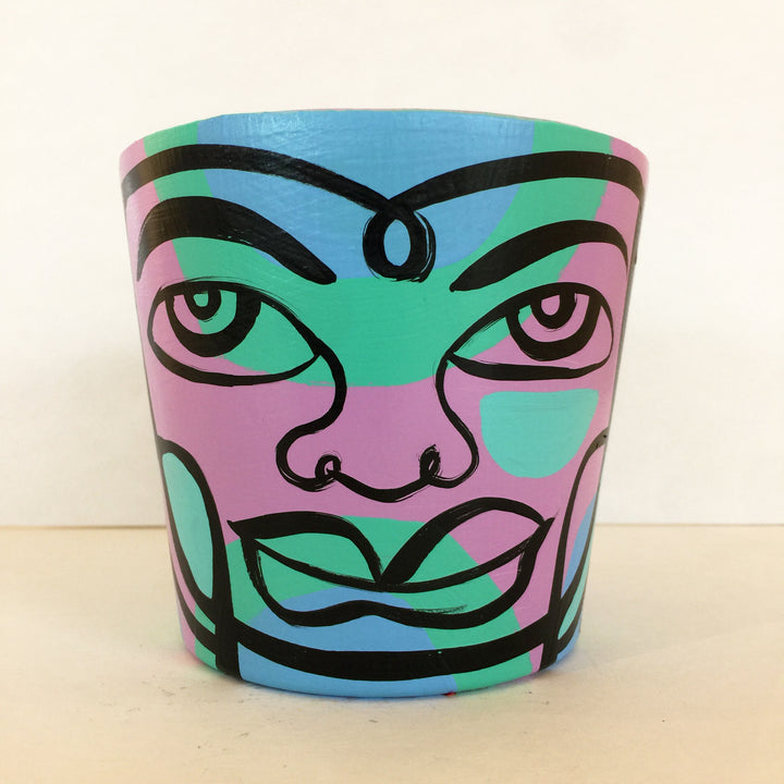 Small Peace Planter (sm111)