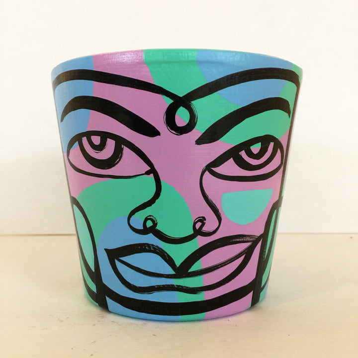 Small Peace Planter (sm112)