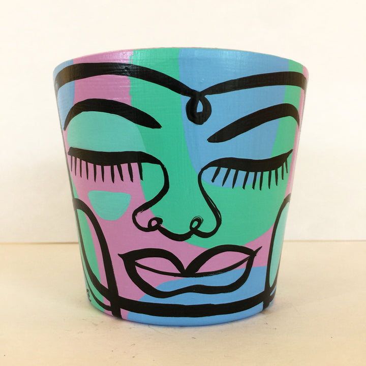 Small Peace Planter (sm112)