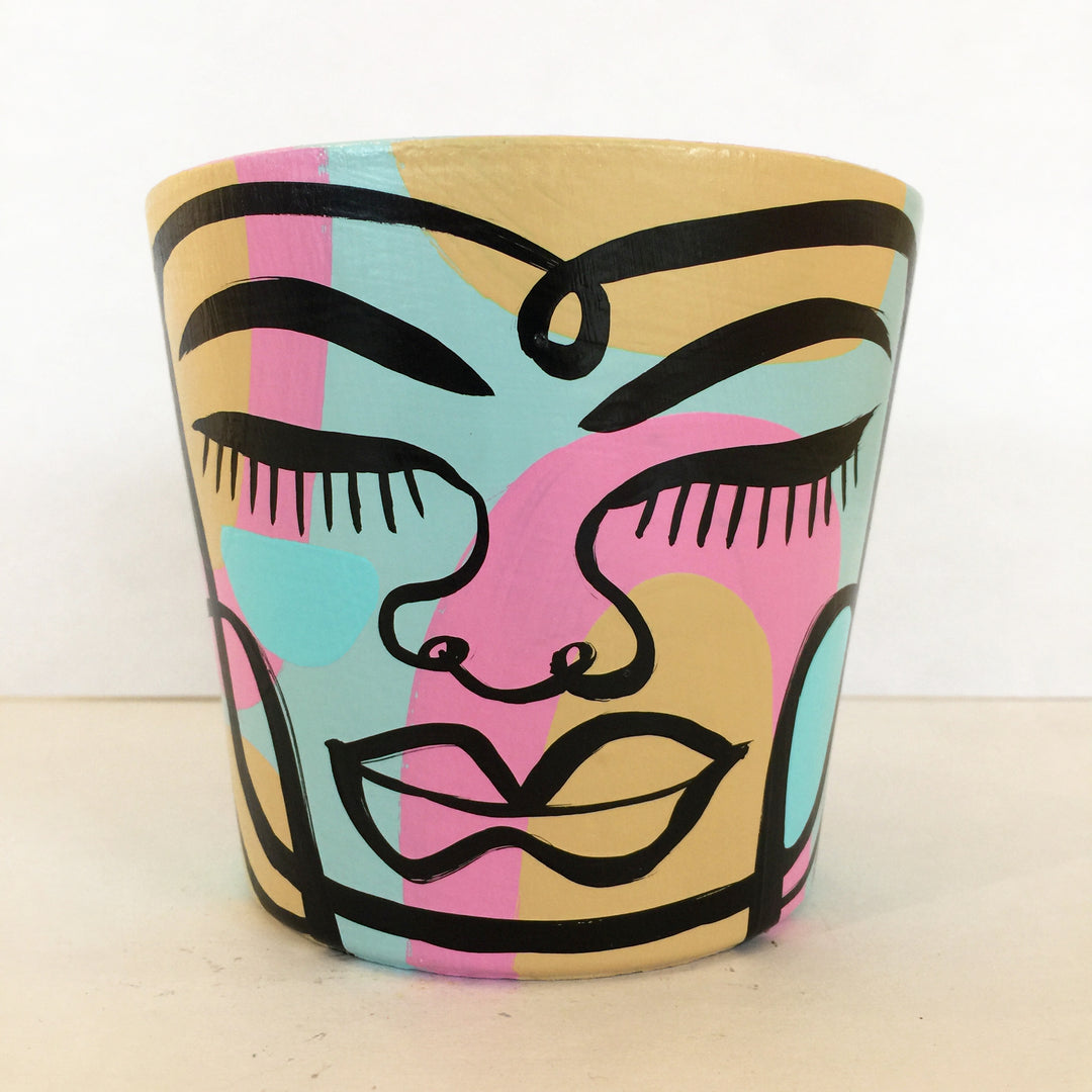 Small Peace Planter (sm114)