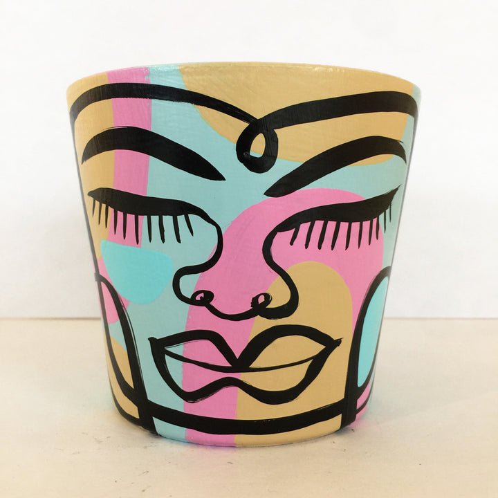Small Peace Planter (sm114)