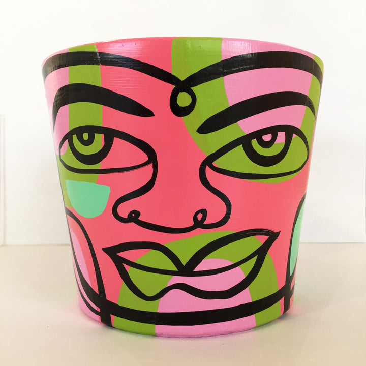 Medium Peace Planter (m24)