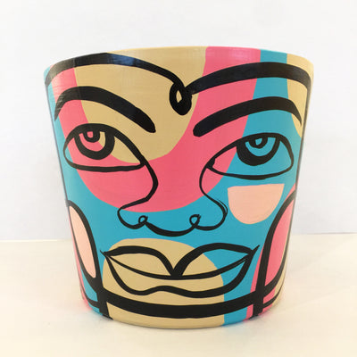 Medium Peace Planter (m40)