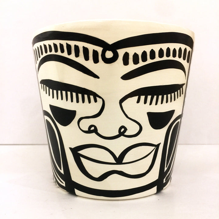 Small B&W Peace Planter (smb32)
