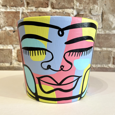 Medium Peace Planter (m47)