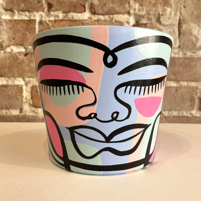 Medium Peace Planter (m53)