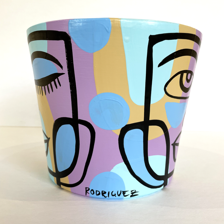 Medium Peace Planter (m70)