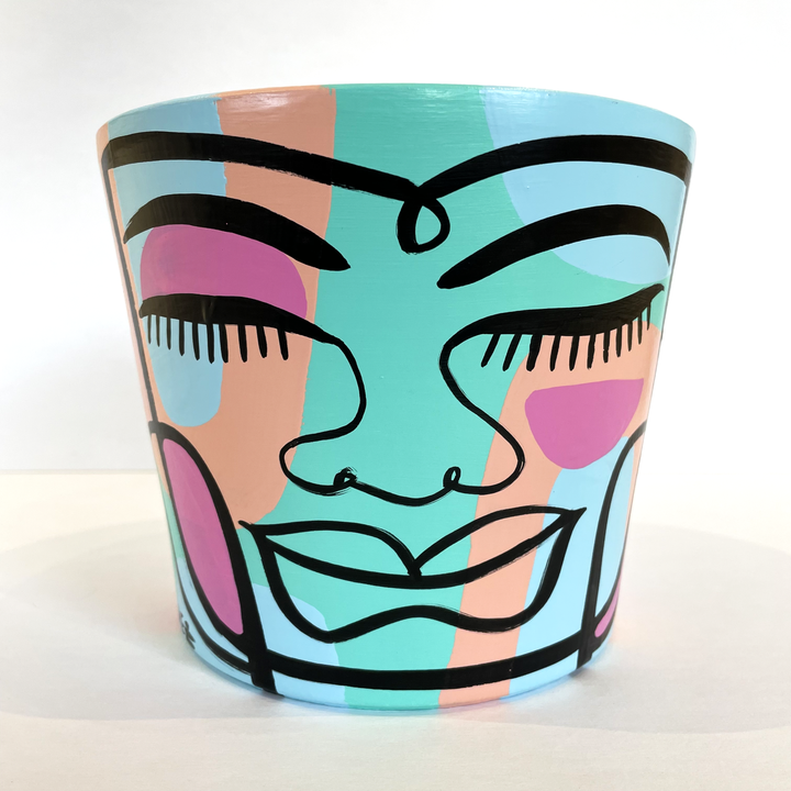 Medium Peace Planter (m75)
