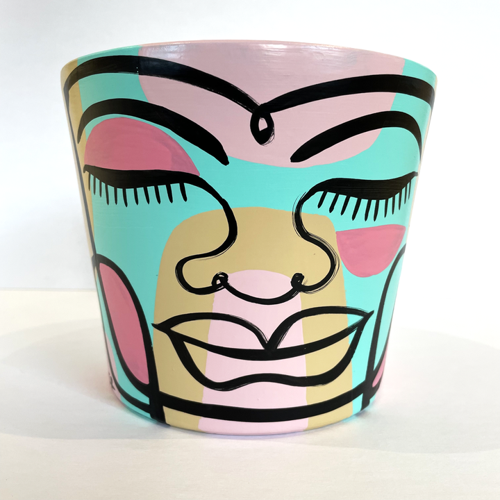 Medium Peace Planter (m76)