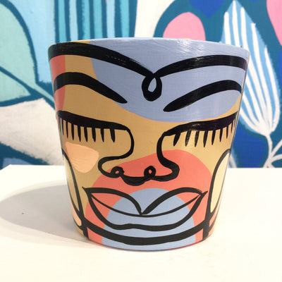 Small Peace Planter (sm59)