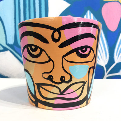 Small Peace Planter (sm67)