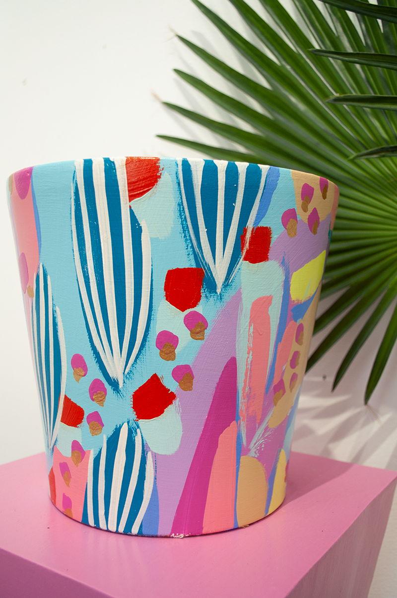 ABSTRACT PLANTER 4 - LARGE
