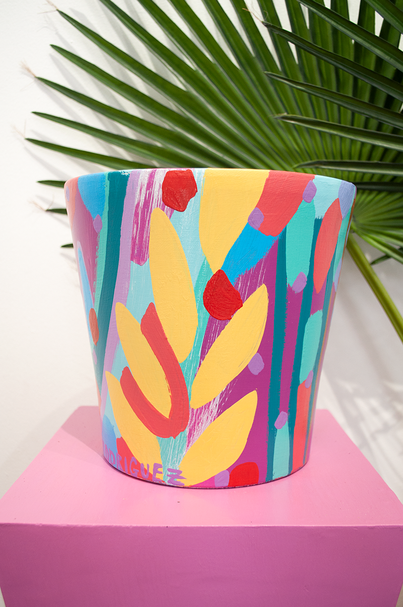 ABSTRACT PLANTER 1 - LARGE
