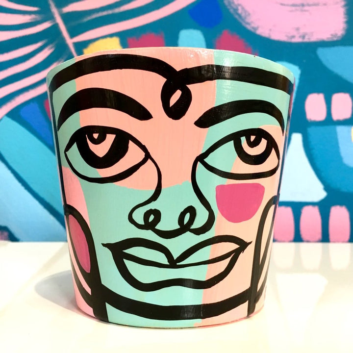 Small Peace Planter (sm09)