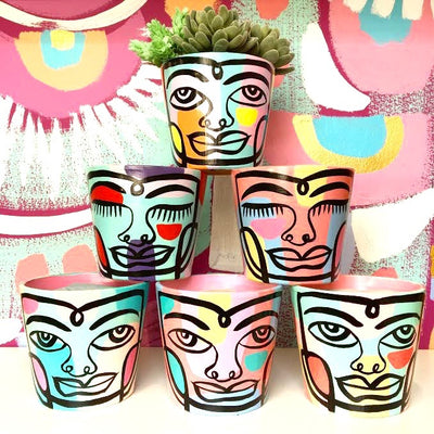 Small Peace Planter (sm34)